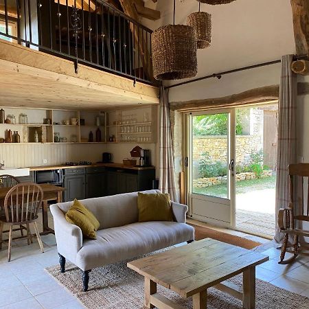 Gîte Dordogne Périgord Hautefort Esterno foto