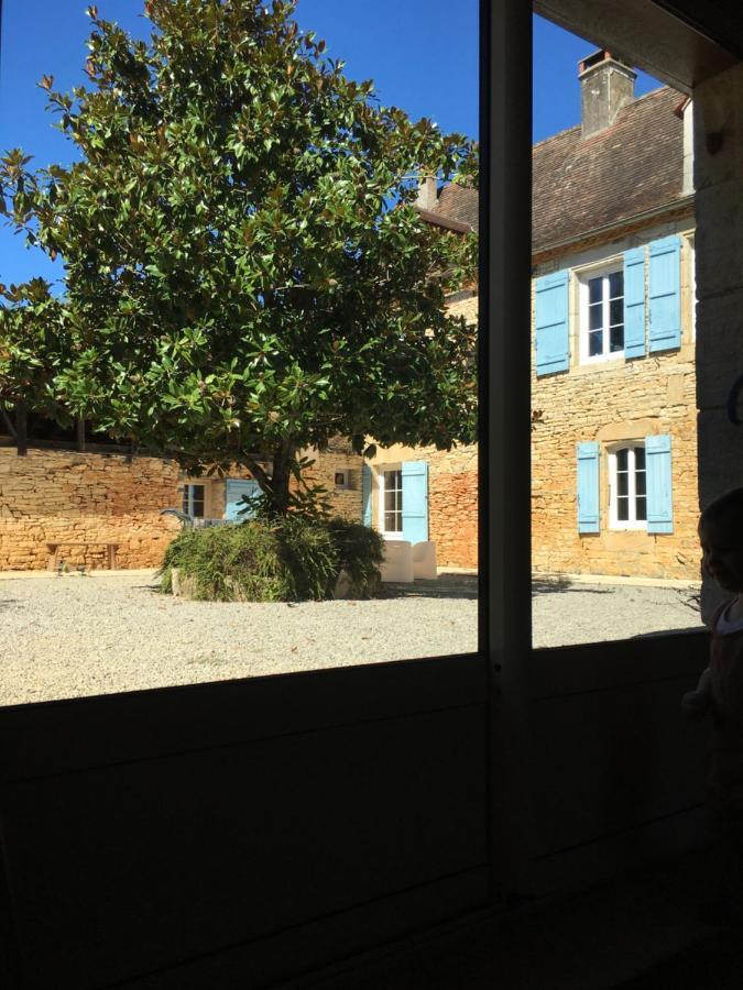 Gîte Dordogne Périgord Hautefort Esterno foto