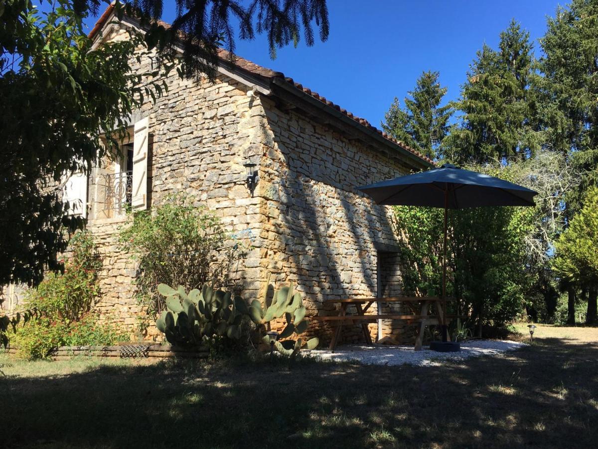 Gîte Dordogne Périgord Hautefort Esterno foto