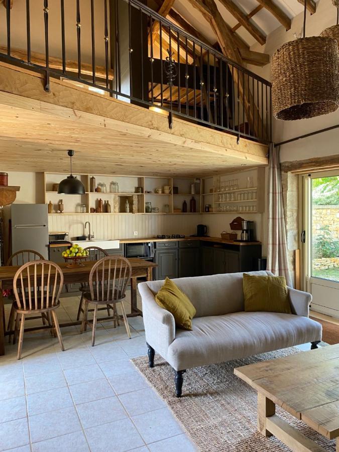 Gîte Dordogne Périgord Hautefort Esterno foto